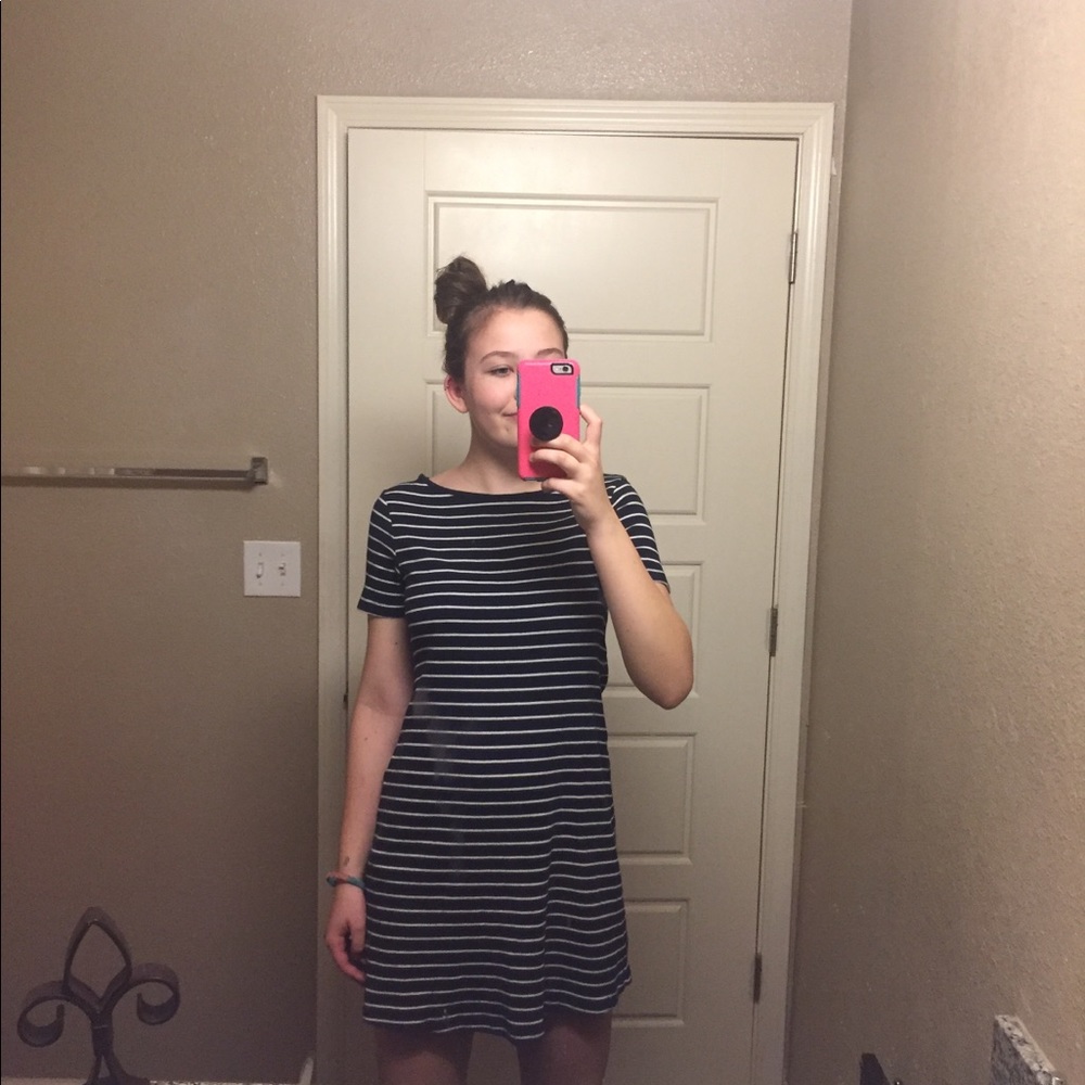 ✨ navy & white striped dress ✨